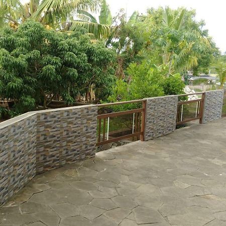 Chez Clenya Guesthouse La Ferme Bagian luar foto