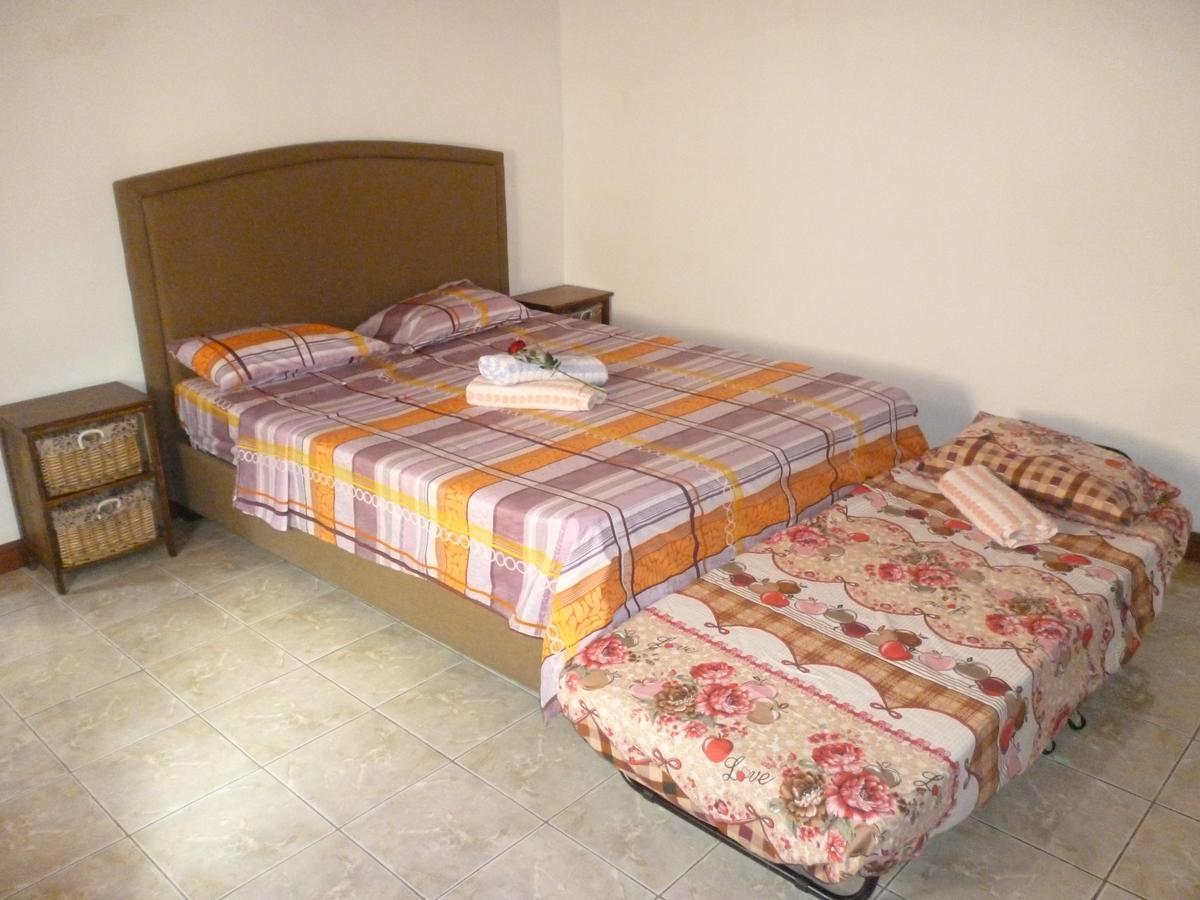 Chez Clenya Guesthouse La Ferme Bagian luar foto