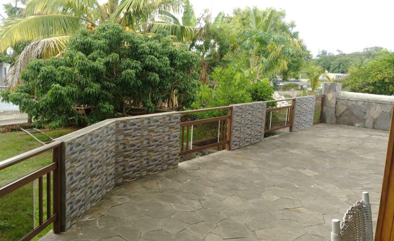 Chez Clenya Guesthouse La Ferme Bagian luar foto