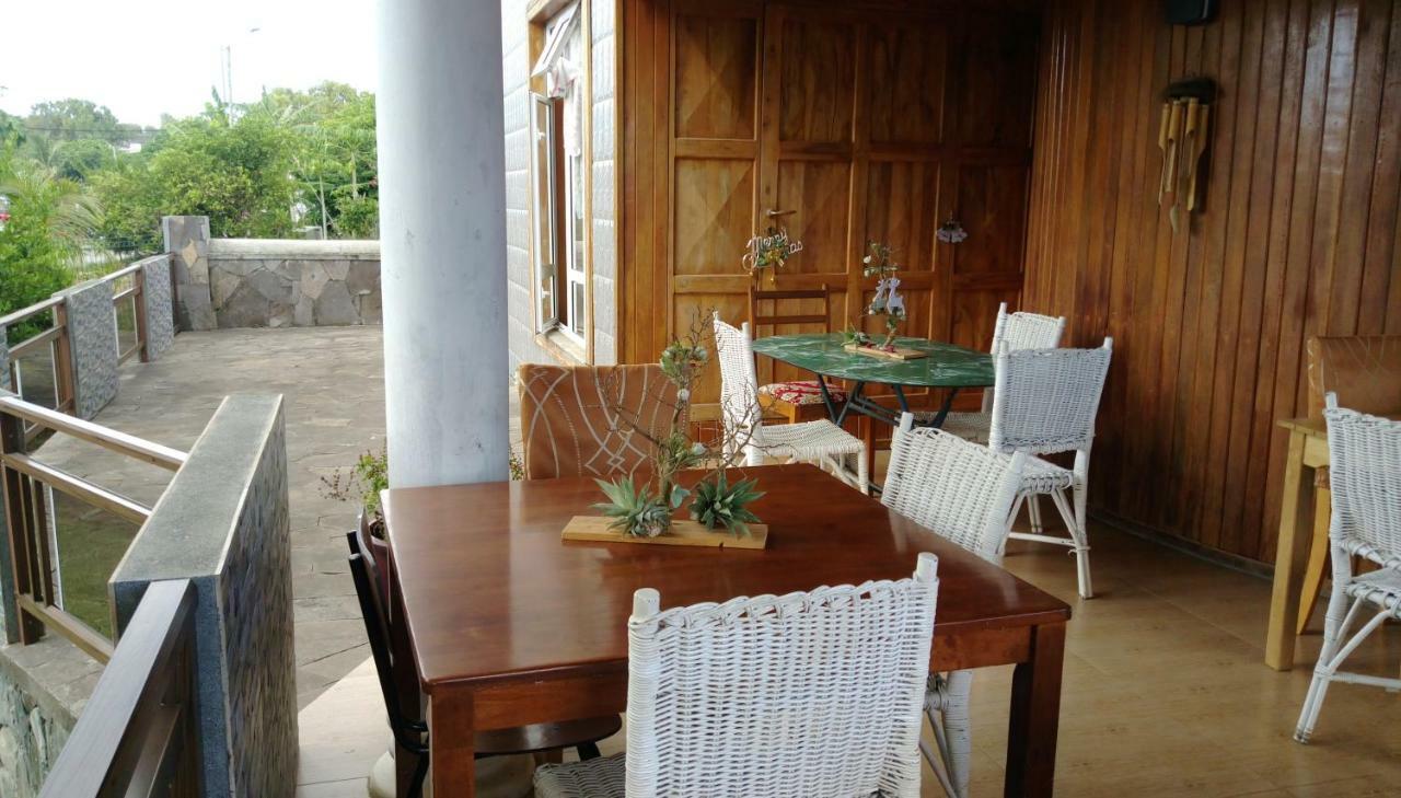 Chez Clenya Guesthouse La Ferme Bagian luar foto